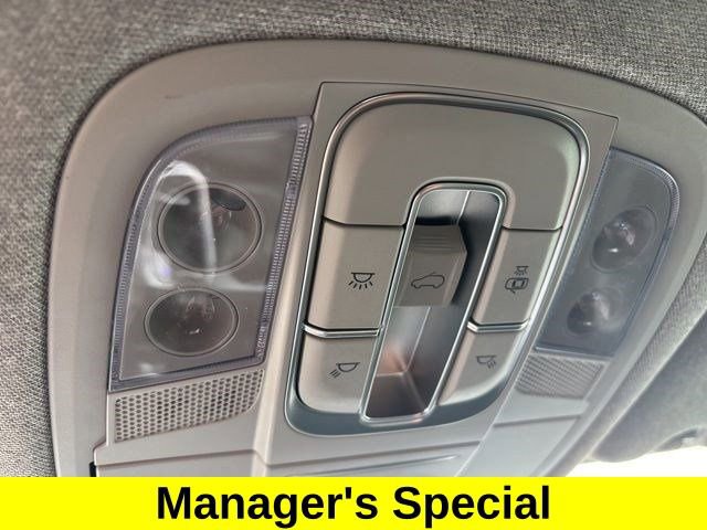 Used 2019 Hyundai Santa Fe Limited w/ Cargo Package image 32