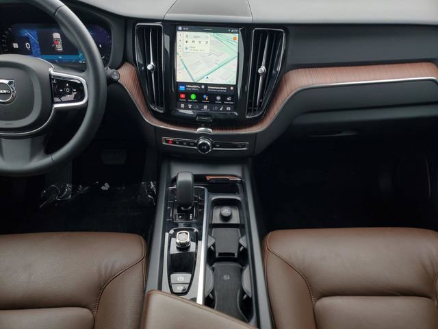 Certified 2023 Volvo XC60 B5 Plus image 28