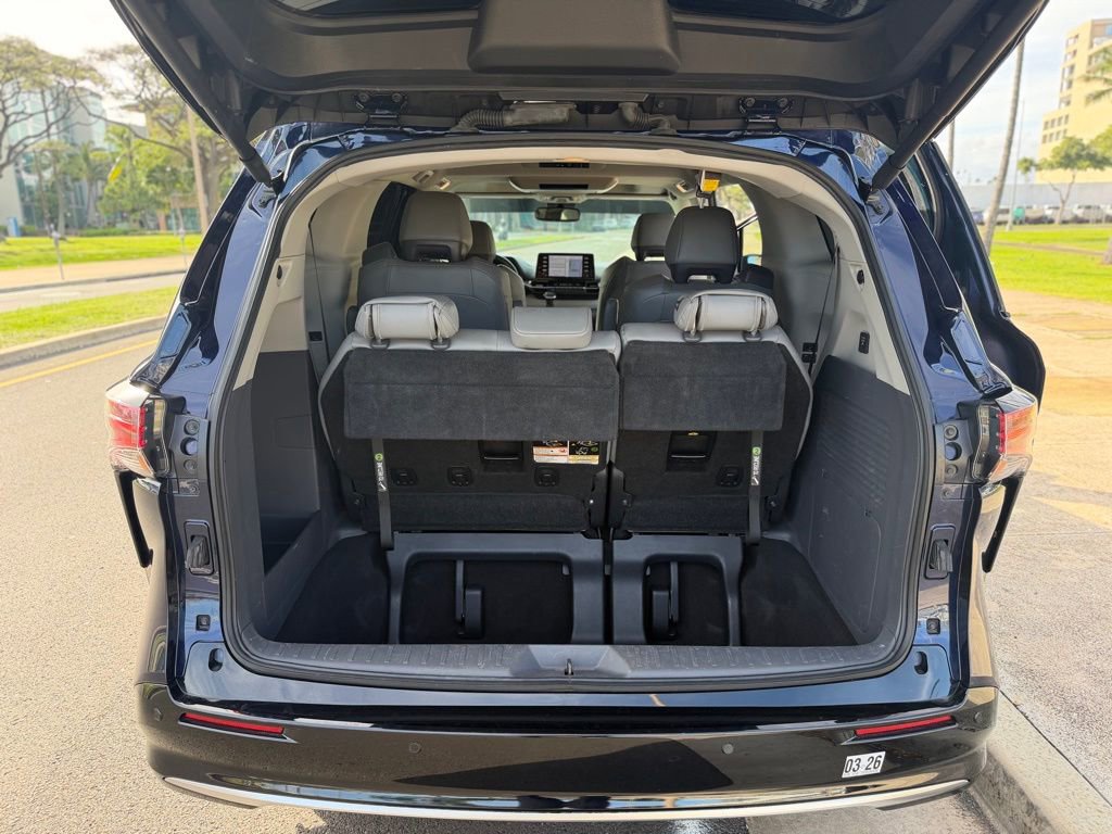 Used 2022 Toyota Sienna Limited AWD/4WD image 13