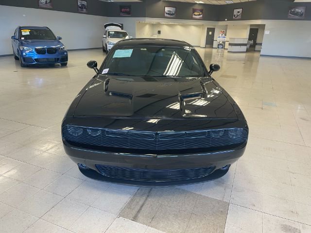 Used 2021 Dodge Challenger SXT RWD image 7