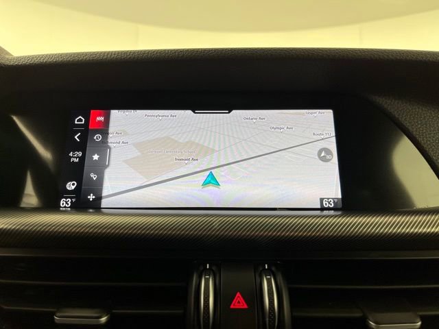 Used 2024 Alfa Romeo Stelvio Ti image 33