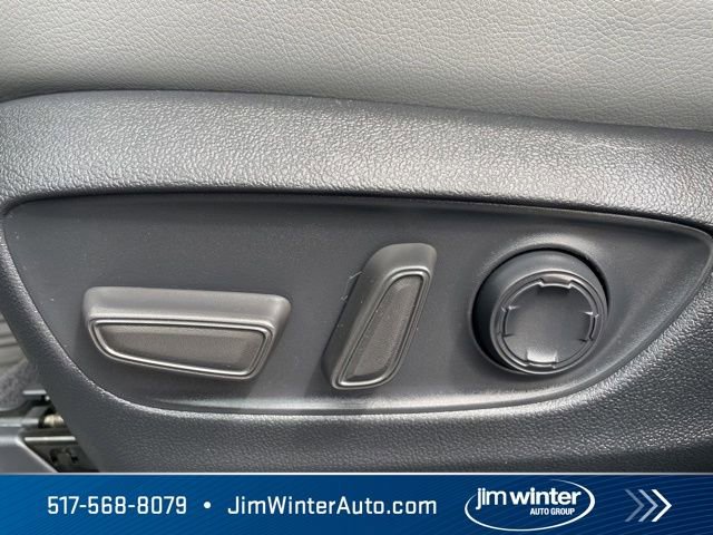 Used 2024 Toyota Sienna XLE FWD image 26