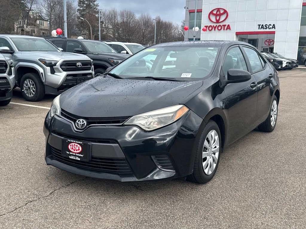 Used 2015 Toyota Corolla LE image 3