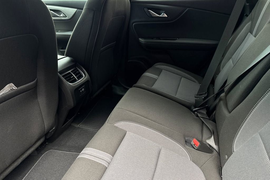 New 2026 Chevrolet Blazer LT w/ Midnight/Sport Edition FWD image 12