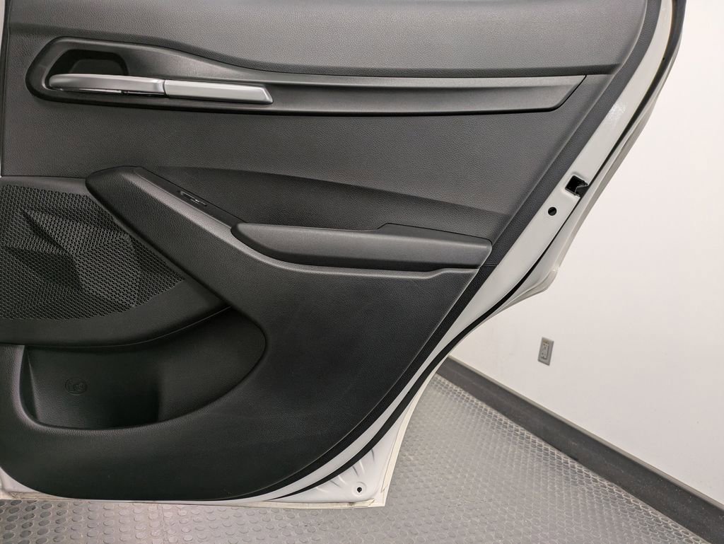 Certified 2025 Kia Seltos LX image 26