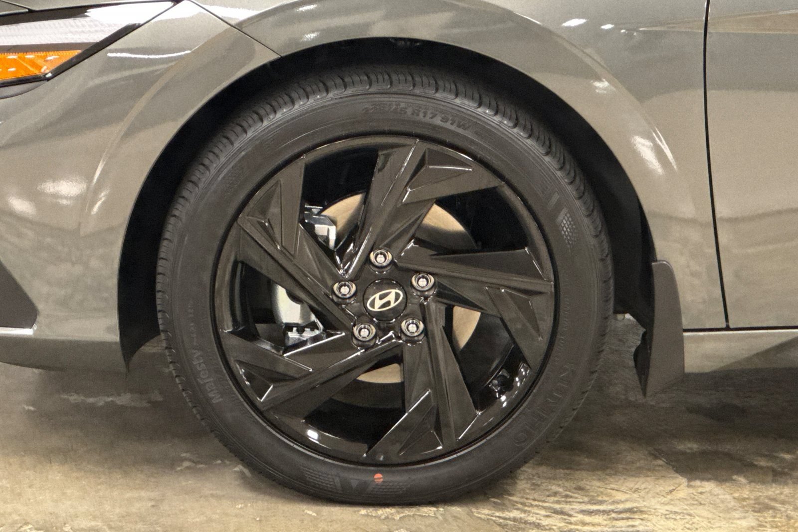 New 2026 Hyundai Elantra Sport FWD image 24