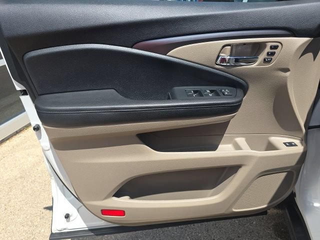 Used 2022 Honda Pilot EX-L image 16
