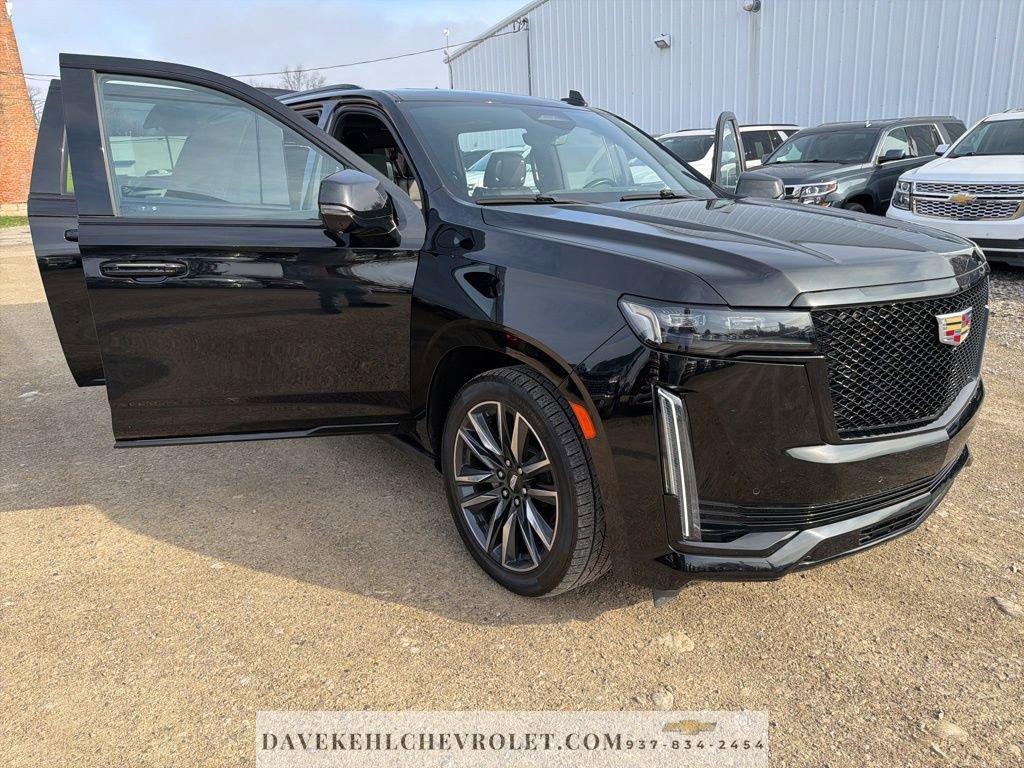 Used 2022 Cadillac Escalade ESV Sport w/ Touring Package image 40