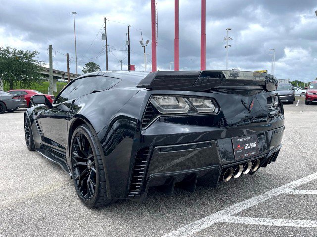 Used 2016 Chevrolet Corvette Z06 image 3