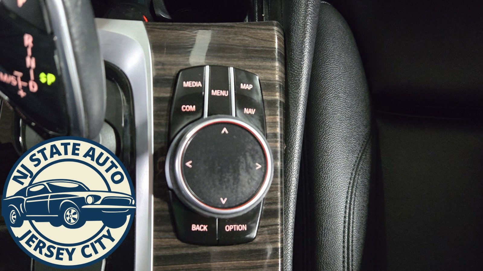 Used 2018 BMW 530i xDrive w/ Premium Package image 18