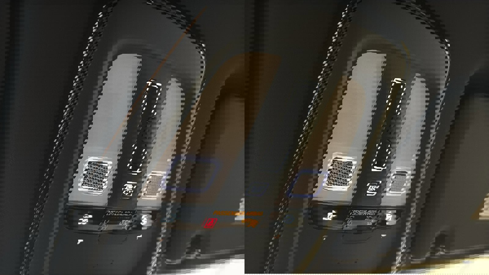 Used 2026 Volvo XC60 T8 Plus w/ Protection Package Premier image 20