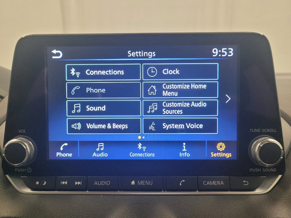 Used 2025 Nissan Sentra SV FWD image 25