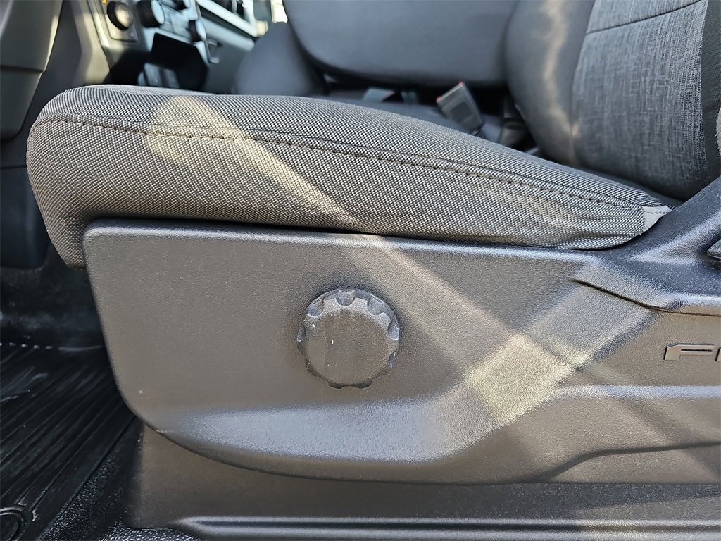 Used 2023 Ford F250 XL w/ XL Chrome Package image 25