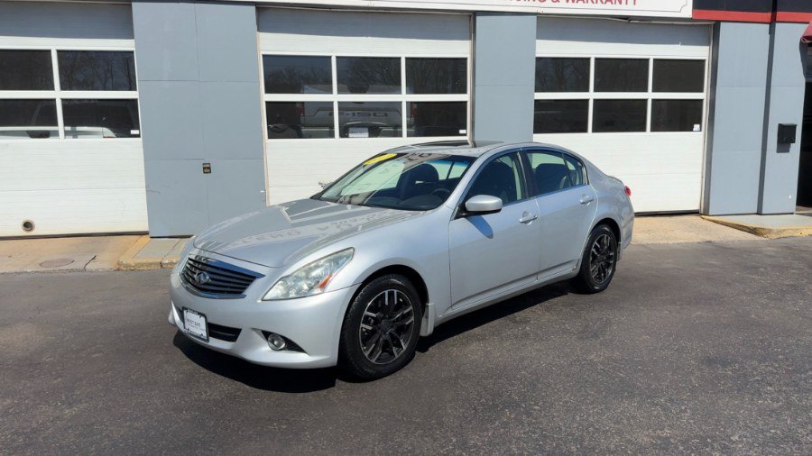 Used 2013 INFINITI G37 x Sedan w/ Premium Pkg AWD/4WD image 2