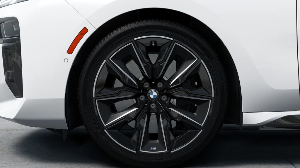 New 2026 BMW 740i RWD image 7
