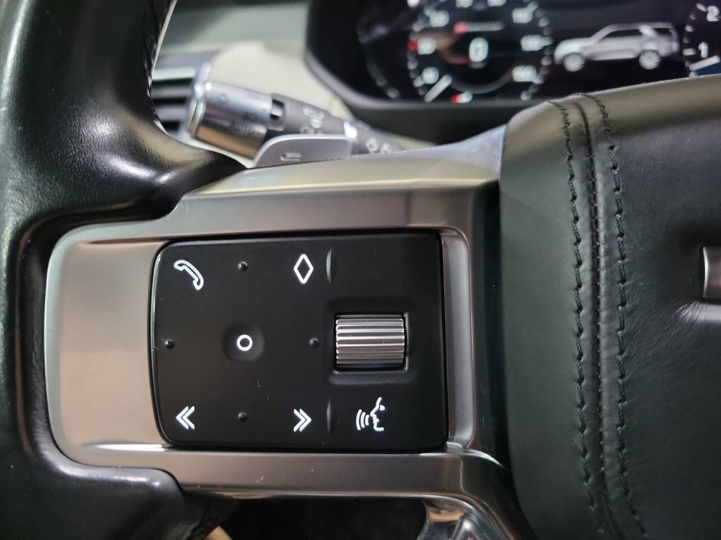 Used 2022 Land Rover Discovery HSE R-Dynamic image 15