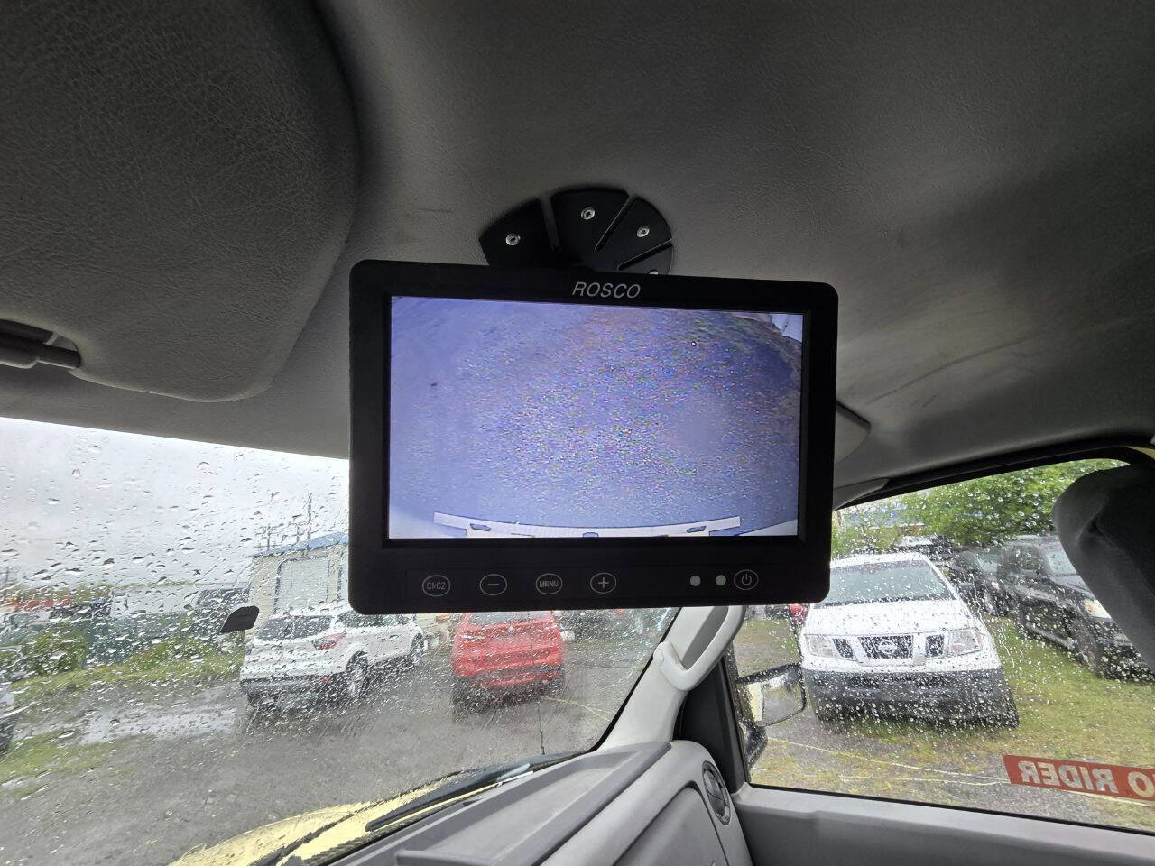 Used 2019 Ford E-450 and Econoline 450 Super Duty w/ Power Windows & Locks Group image 21