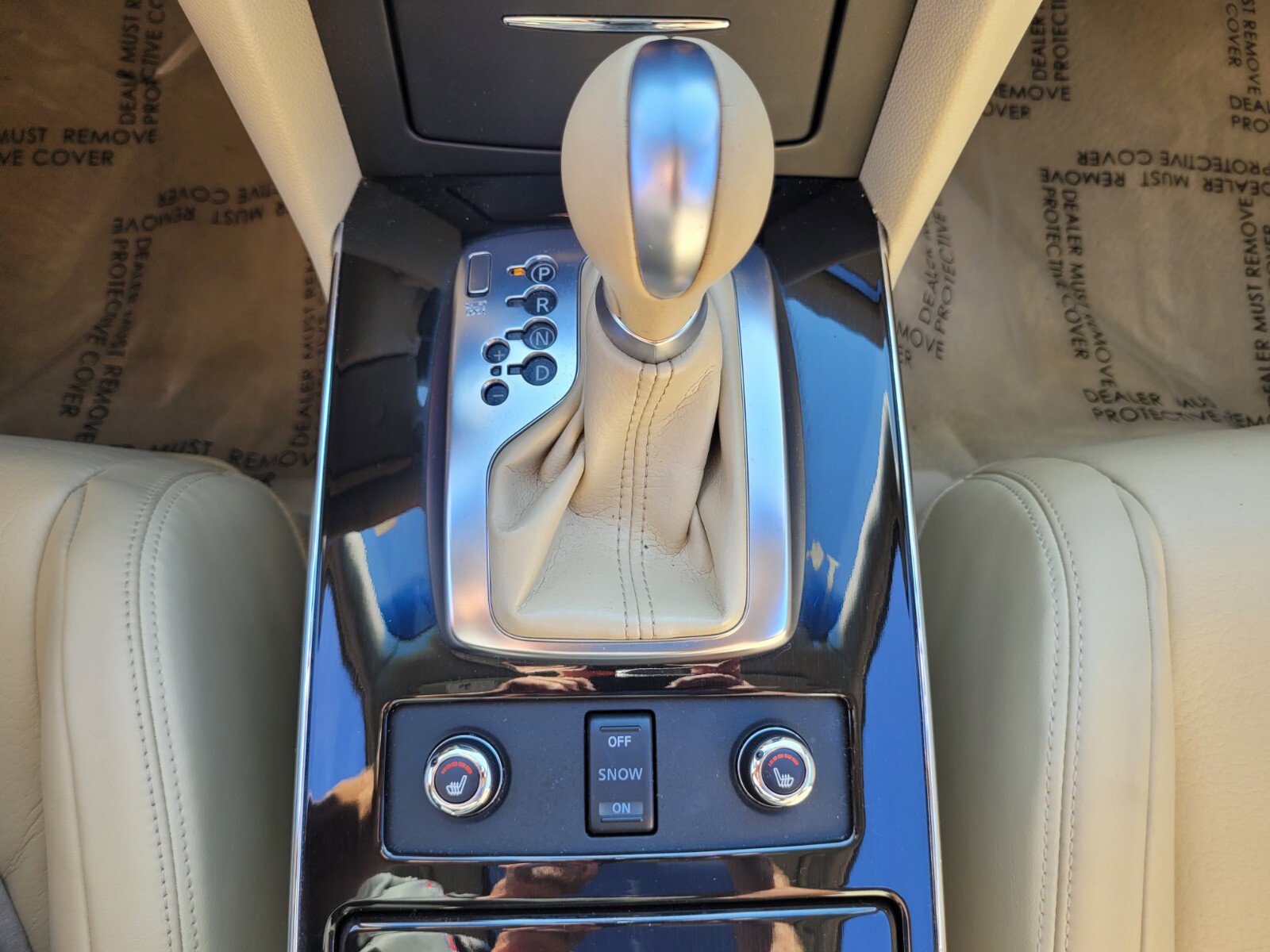 Used 2017 INFINITI QX70 2WD image 26