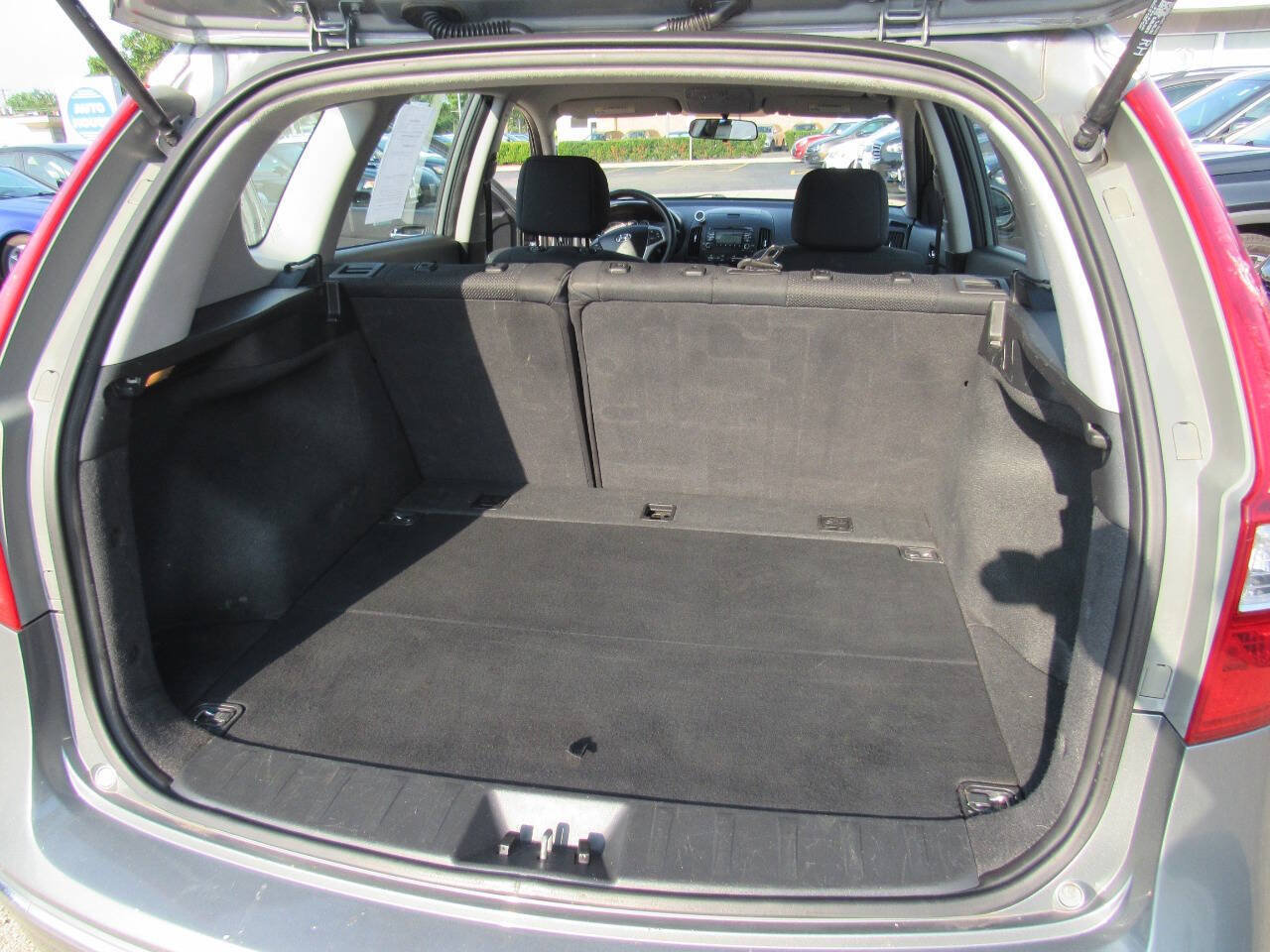 Used 2010 Hyundai Elantra SE w/ Popular Equipment Pkg 2 FWD image 21