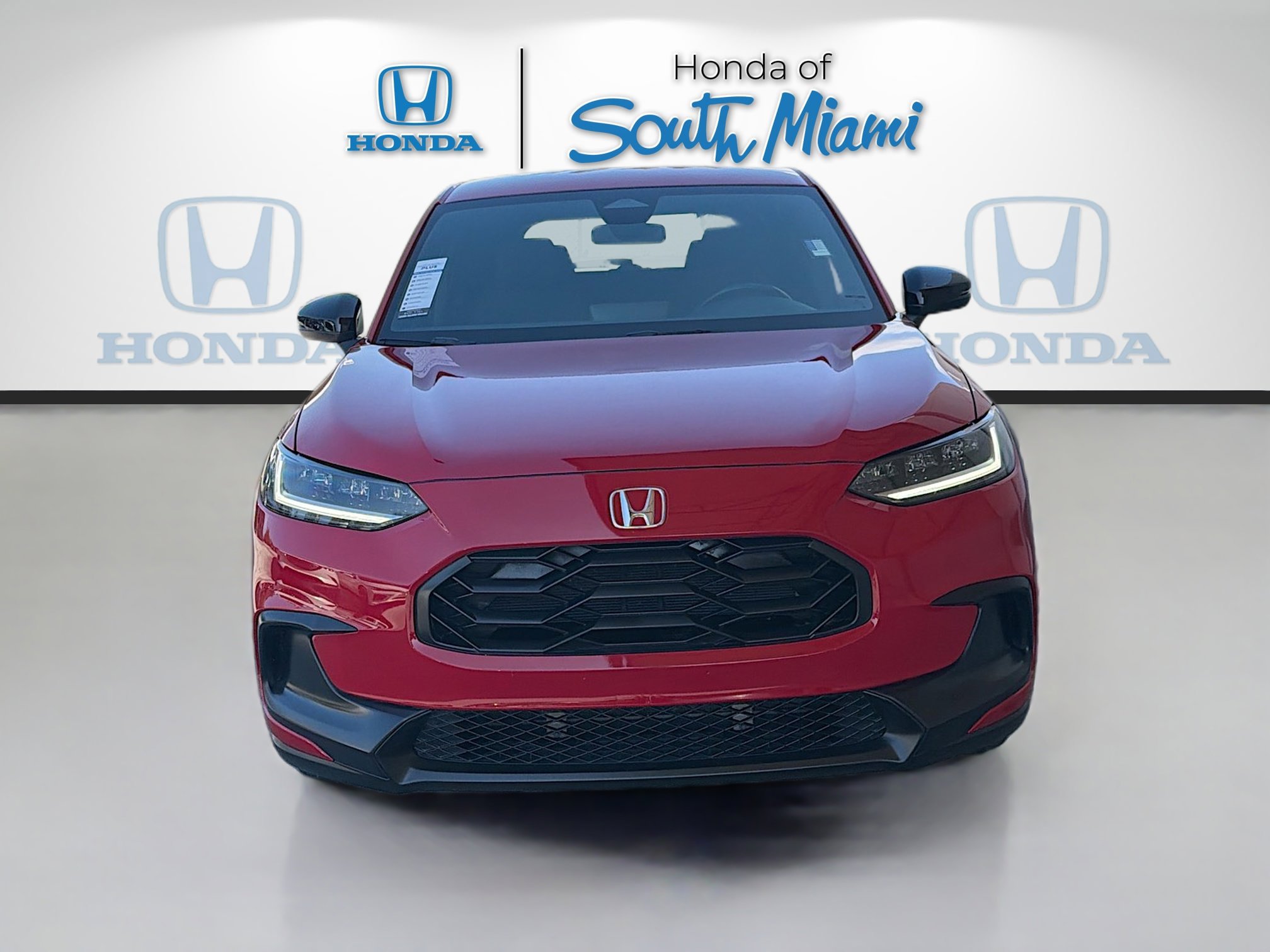 Used 2025 Honda HR-V Sport image 2