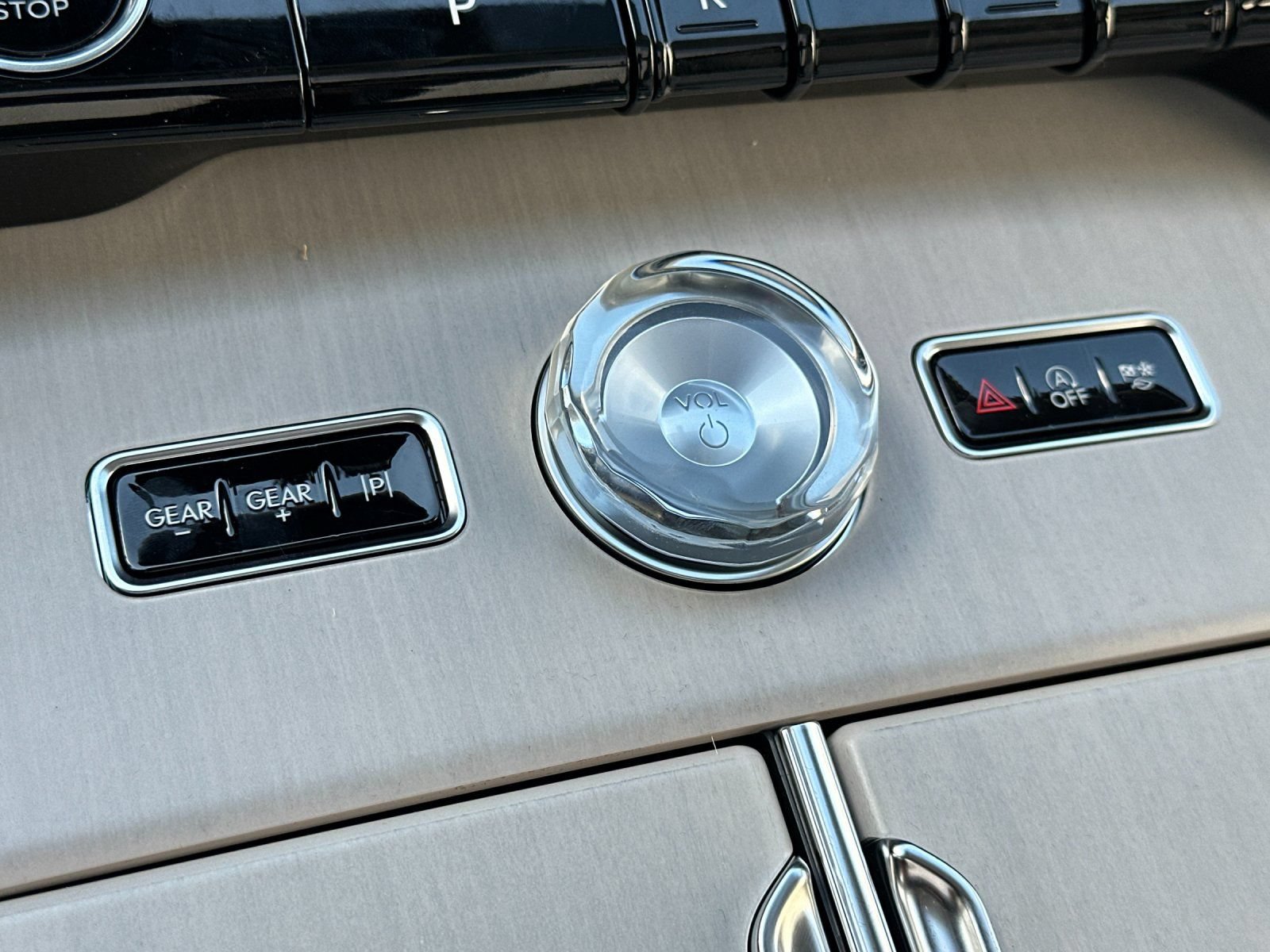 New 2026 Lincoln Navigator L Reserve AWD/4WD image 21