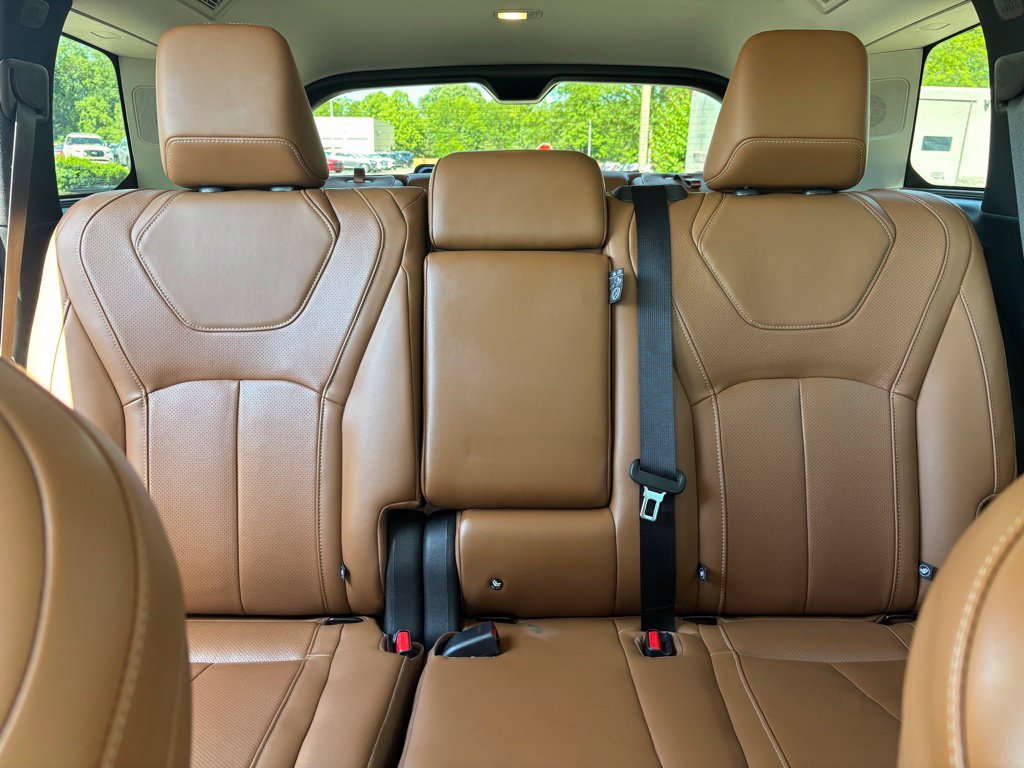 Used 2023 INFINITI QX60 Sensory w/ Vision Package AWD/4WD image 28