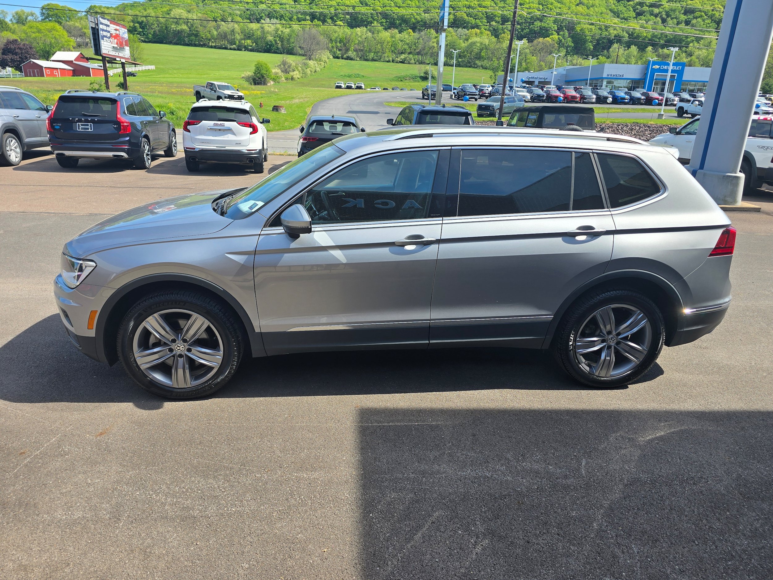 Certified 2021 Volkswagen Tiguan SEL AWD/4WD image 4