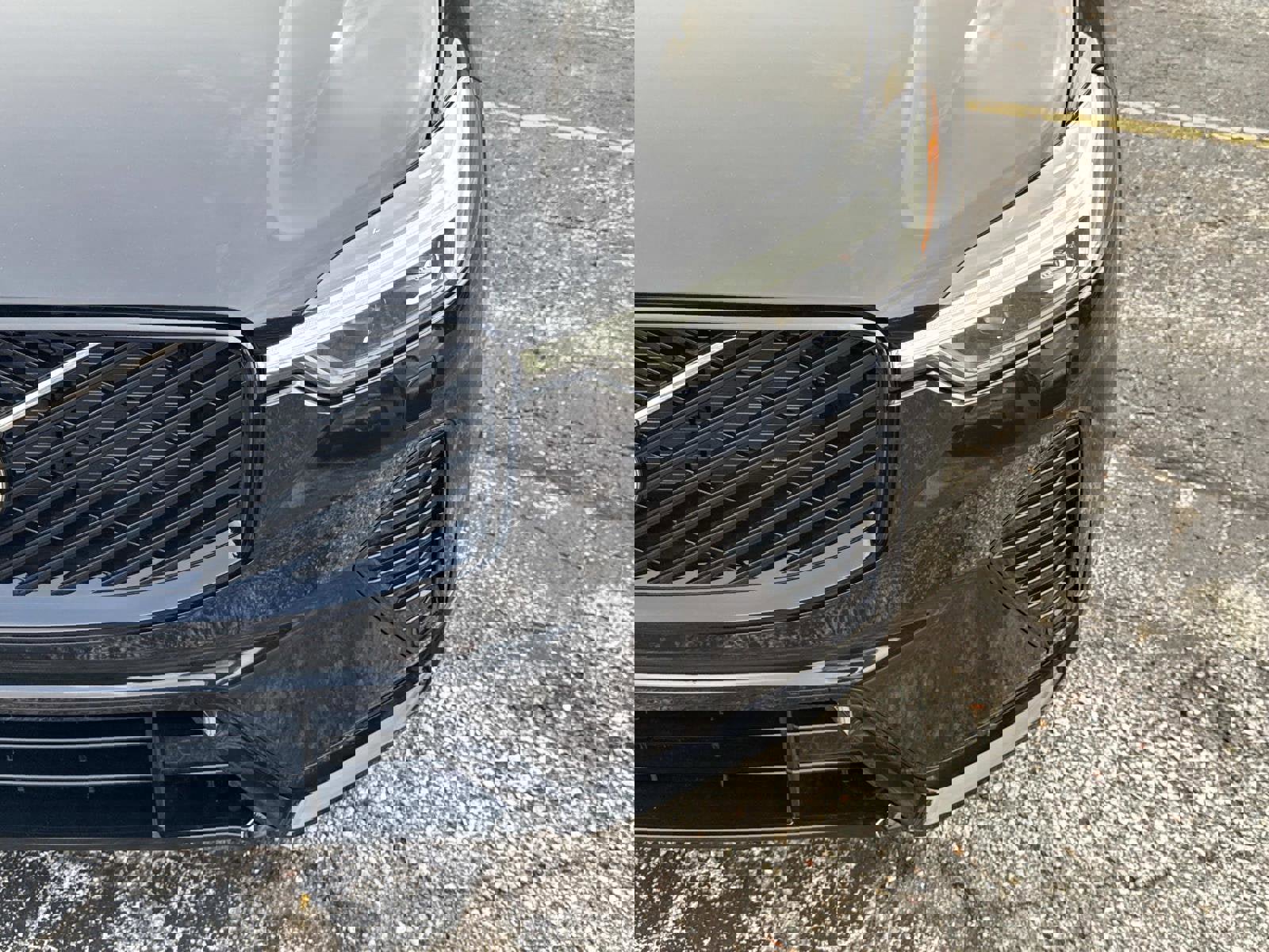 New 2026 Volvo XC60 B5 Plus w/ Climate Package image 9