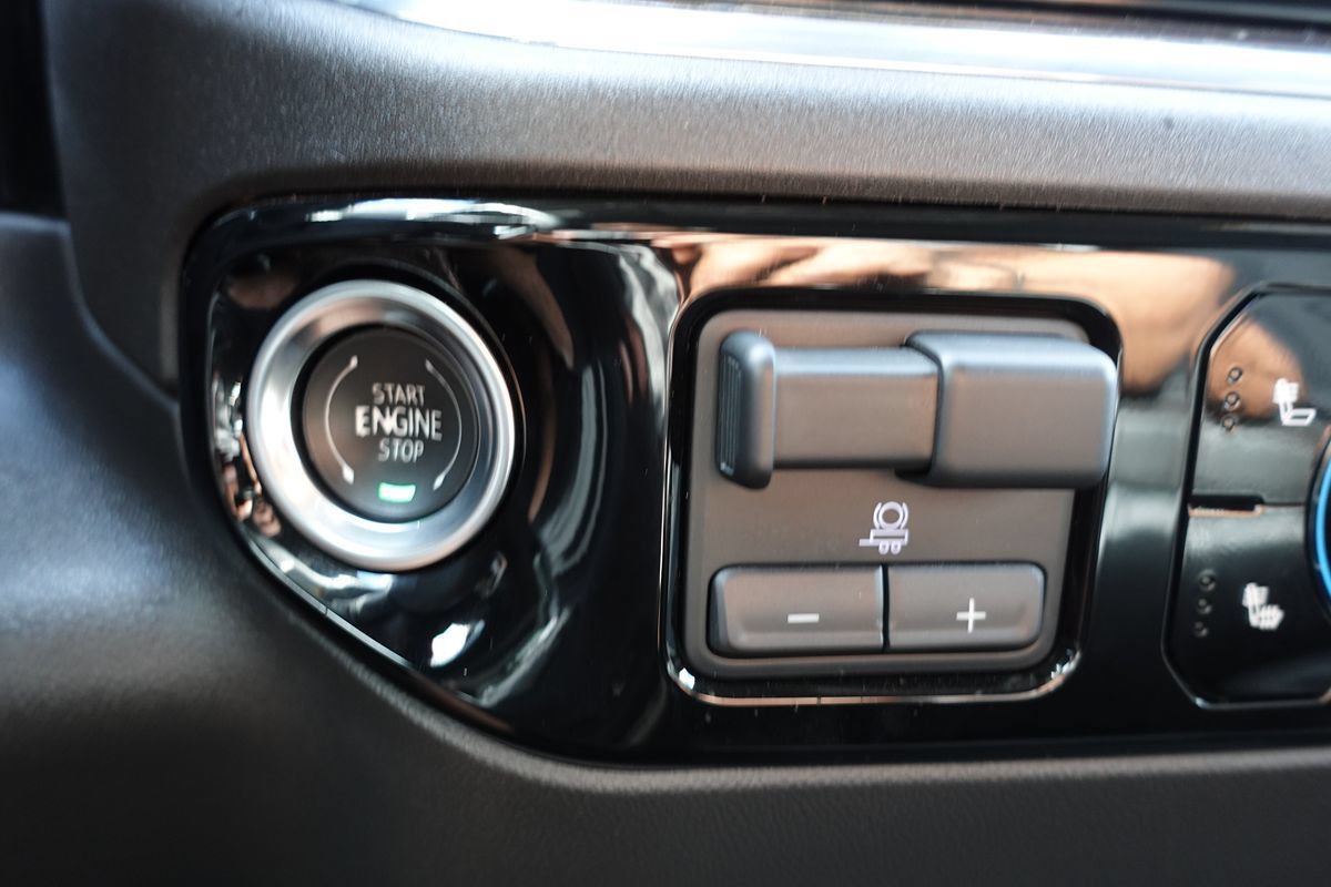 Used 2025 GMC Sierra 1500 Elevation AWD/4WD image 53