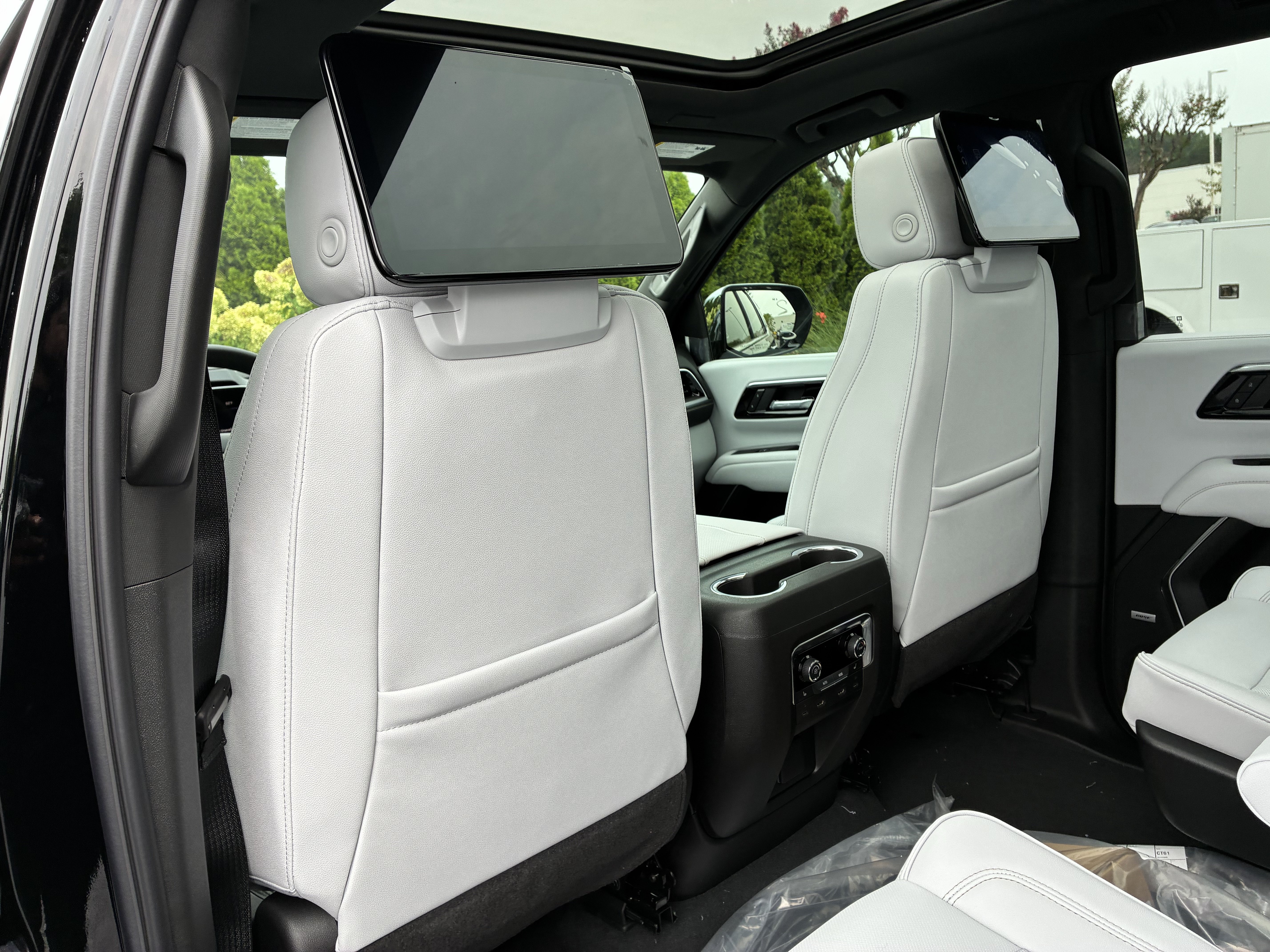 New 2026 Chevrolet Tahoe Premier AWD/4WD image 14