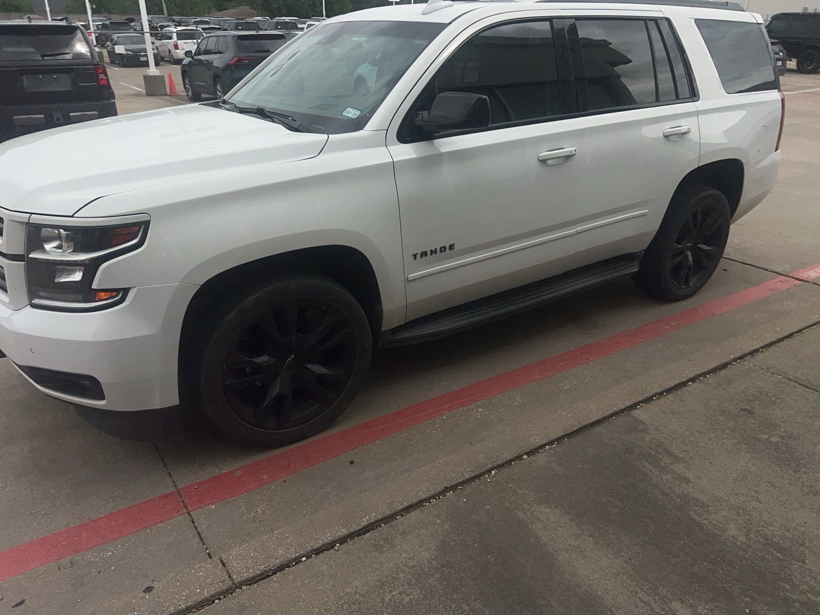 Used 2018 Chevrolet Tahoe Premier AWD/4WD image 11