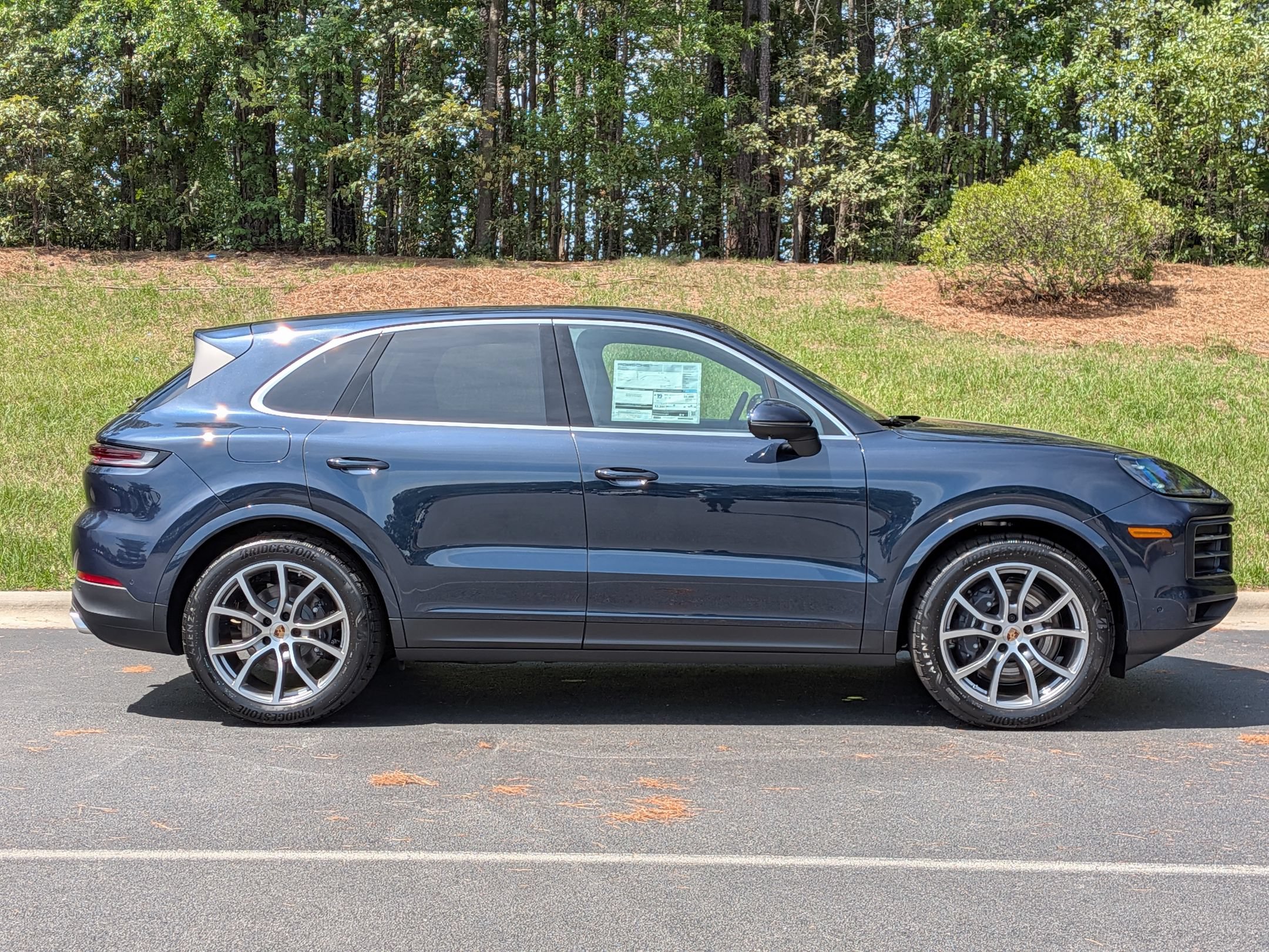 New 2026 Porsche Cayenne AWD/4WD image 32