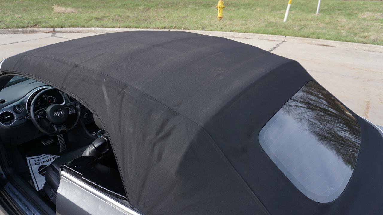 Used 2014 Volkswagen Beetle R-Line image 32