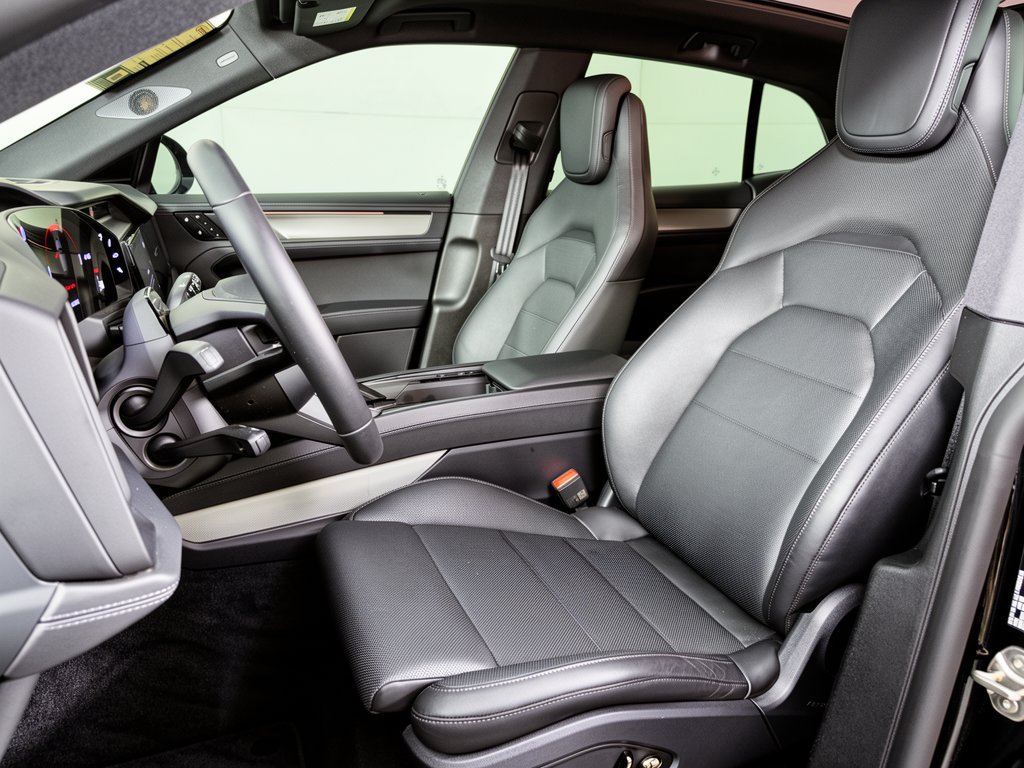 New 2026 Porsche Cayenne Electric AWD/4WD image 5