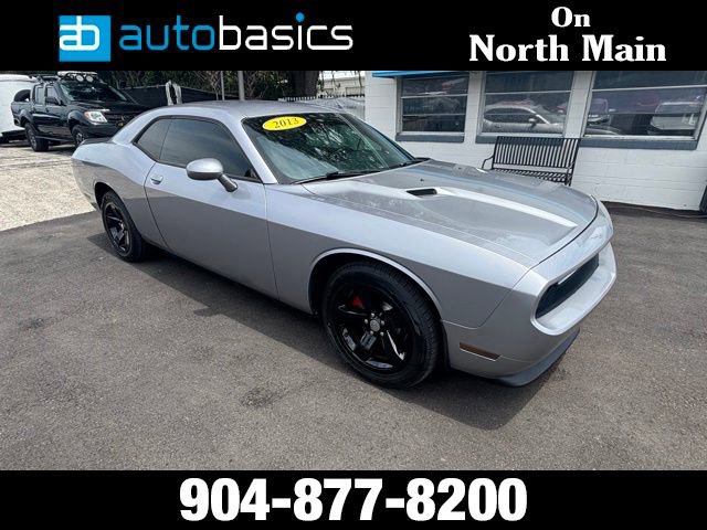 Used 2013 Dodge Challenger SXT Plus RWD image 7