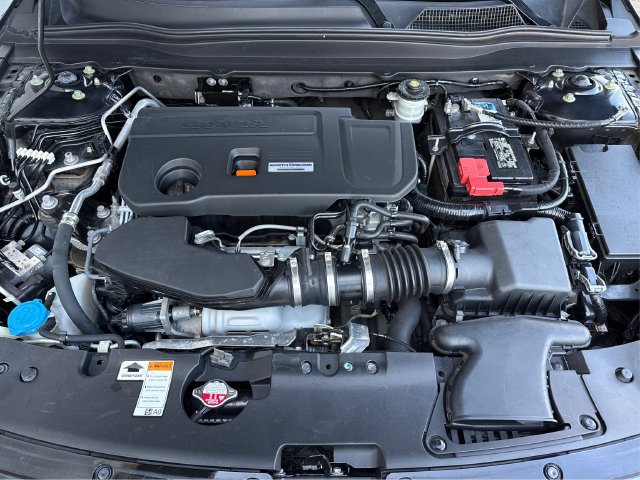 Used 2018 Honda Accord Touring image 27