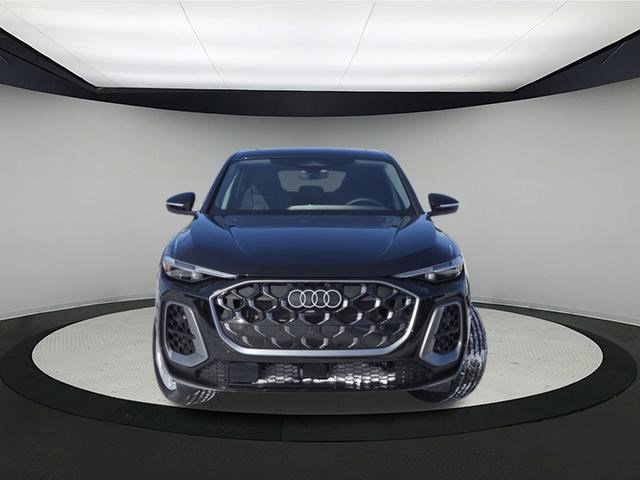 Certified 2025 Audi Q5 Premium Plus image 2