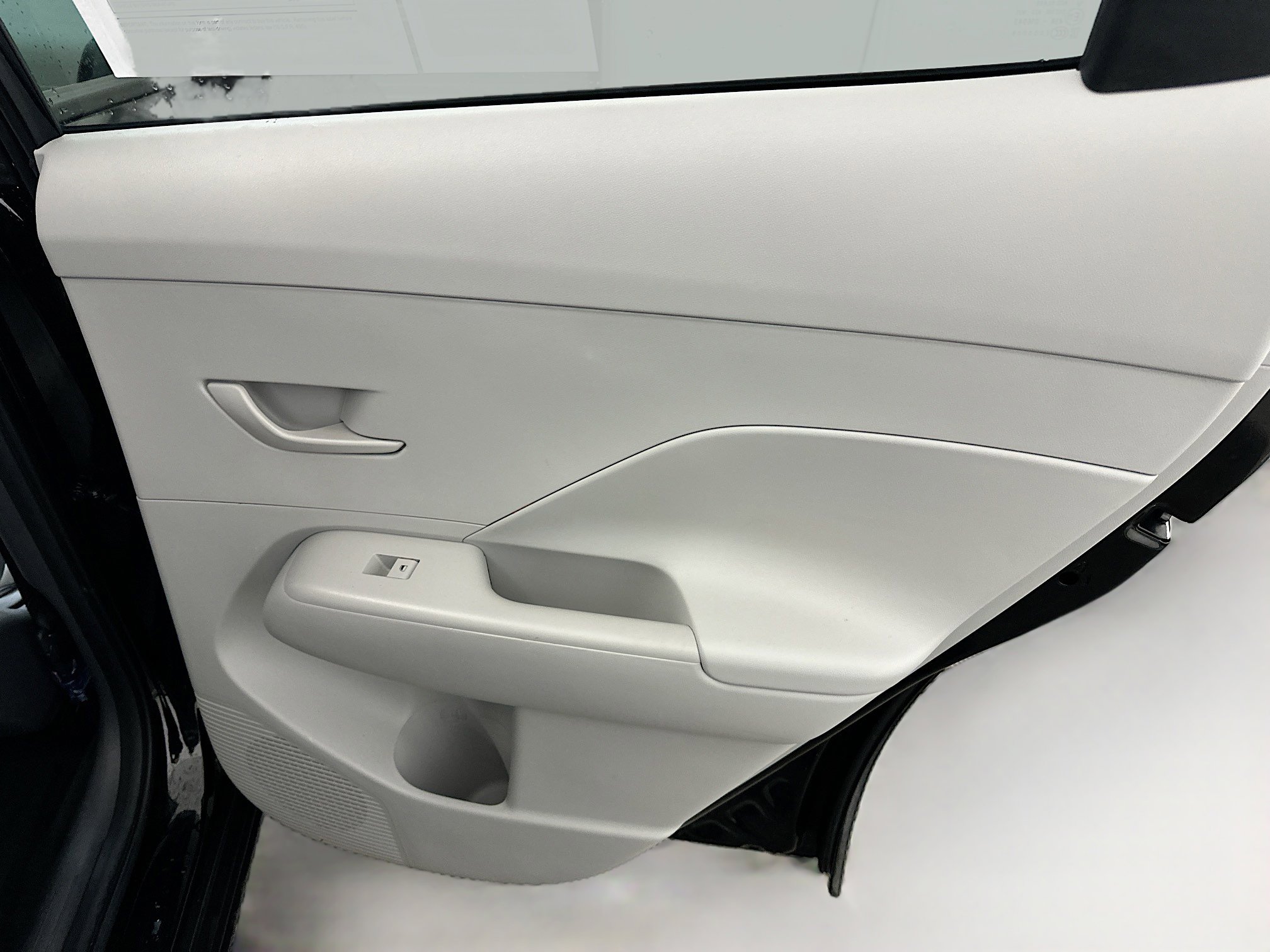 Used 2025 Hyundai Kona SEL image 31