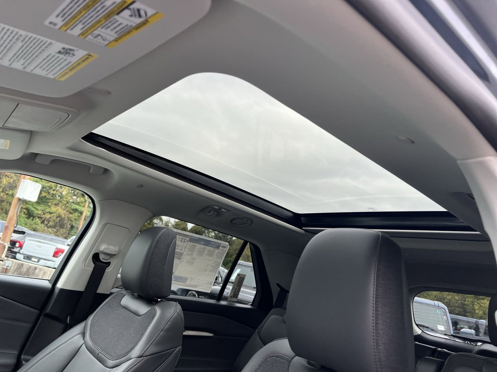 New 2026 Ford Explorer Active w/ Active Comfort Package image 24