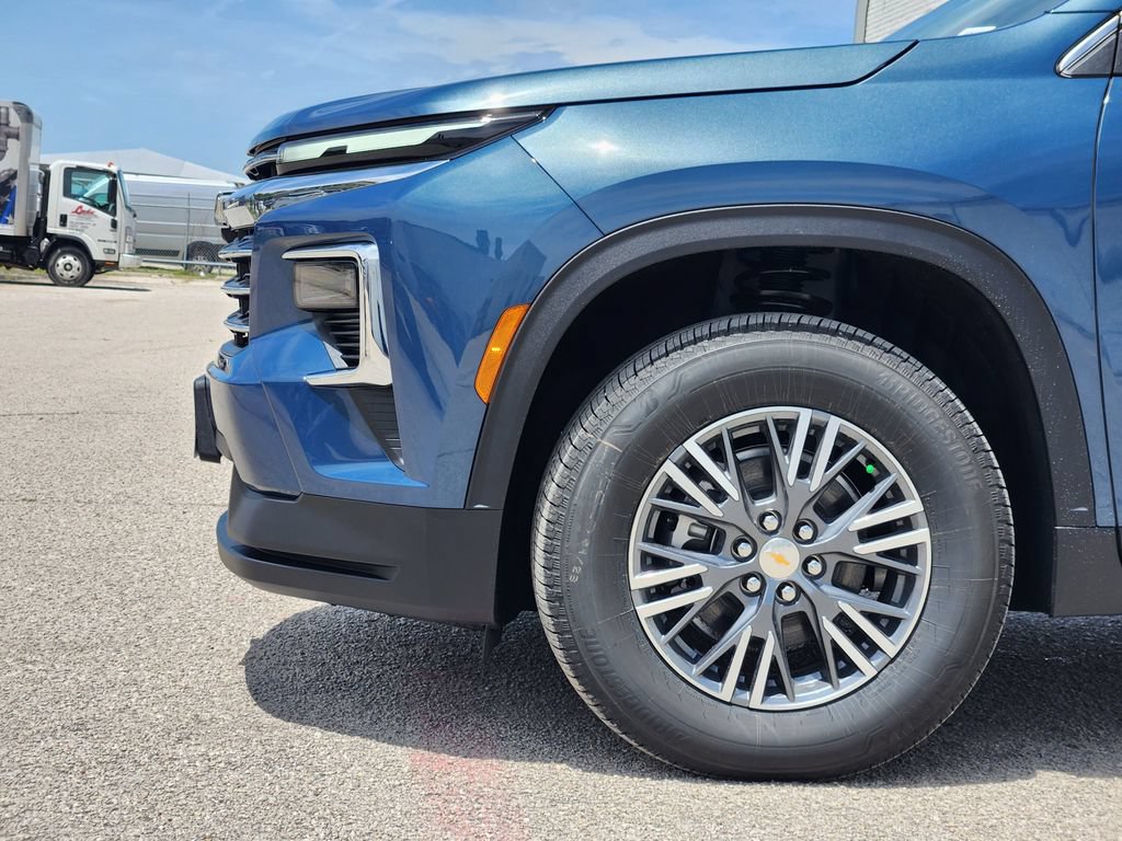 New 2026 Chevrolet Traverse LT w/ Driver Confidence Package FWD image 5