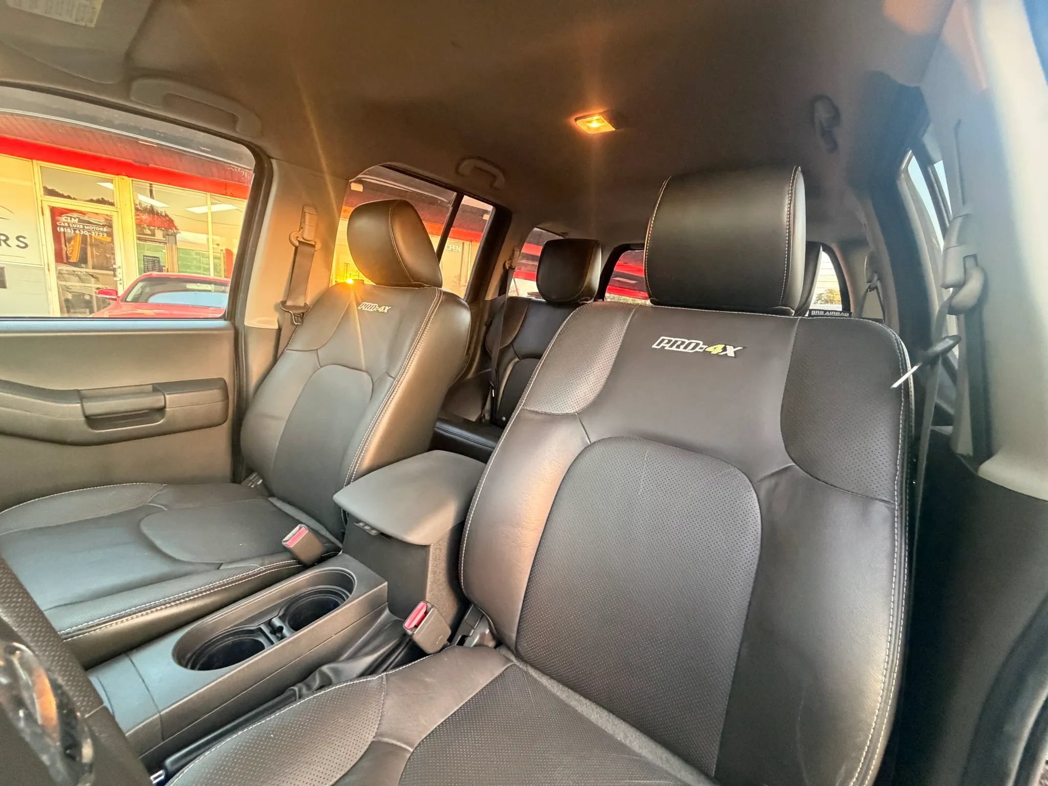 Used 2013 Nissan Xterra PRO-4X w/ Pro-4x Leather Pkg AWD/4WD image 10