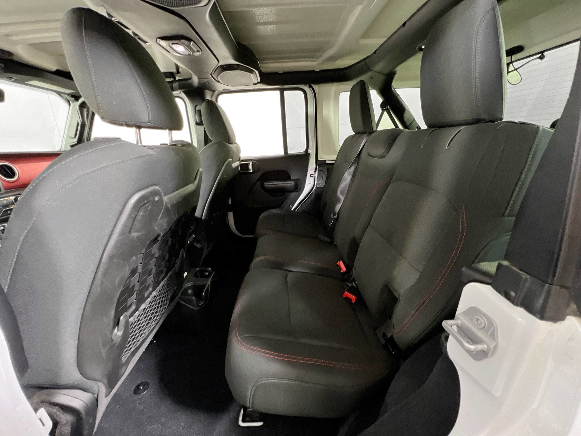 Used 2018 Jeep Wrangler Unlimited Rubicon image 22