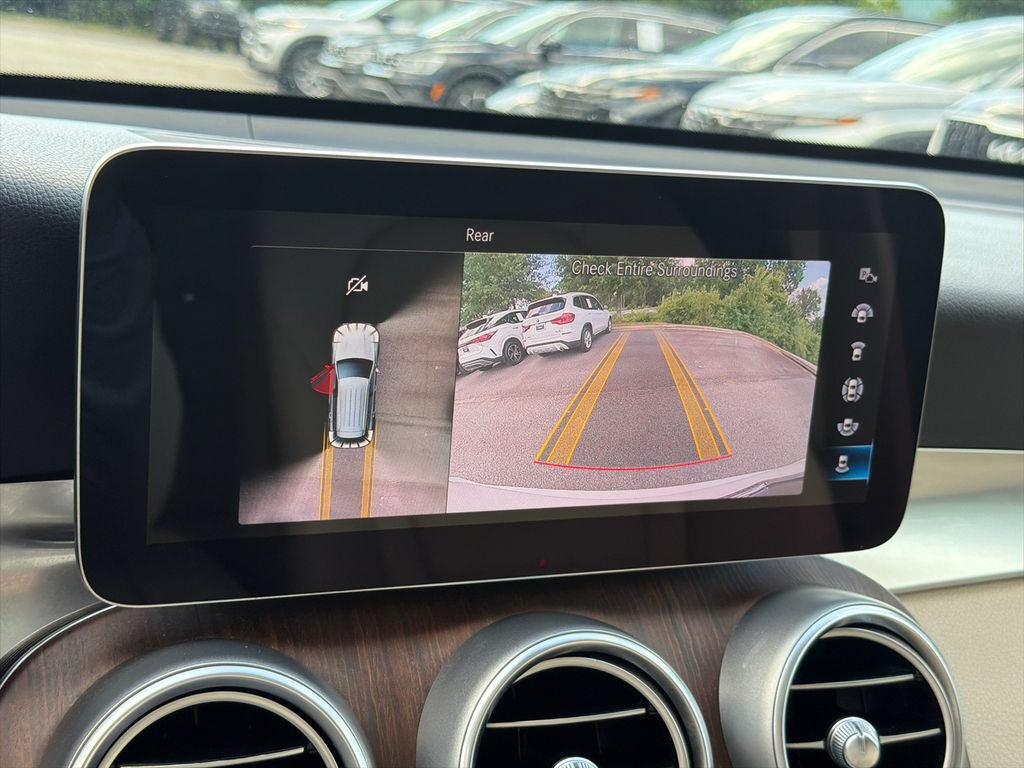 Used 2021 Mercedes-Benz GLC 300 w/ Premium Package image 34