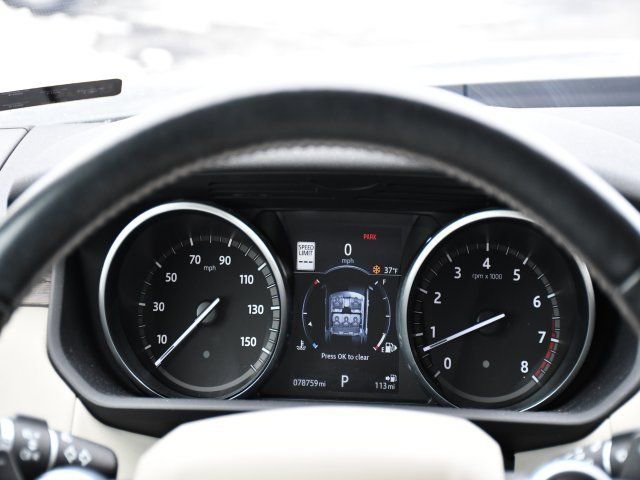 Used 2017 Land Rover Discovery HSE image 24