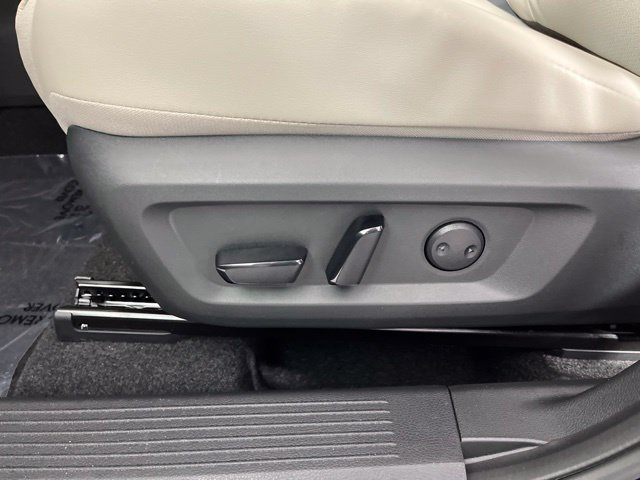 New 2026 Nissan Rogue Dark Armor FWD image 32