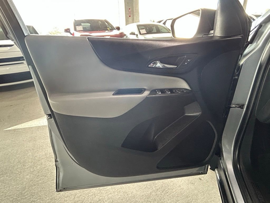 Used 2024 Chevrolet Equinox LS image 18