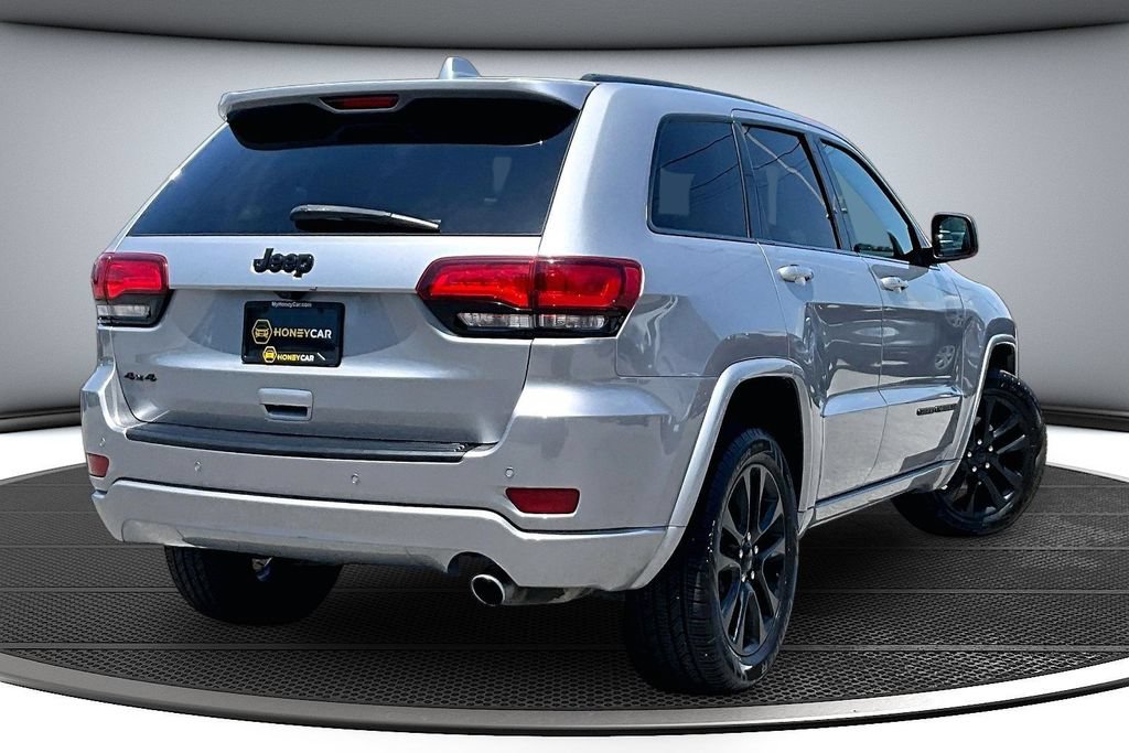 Used 2020 Jeep Grand Cherokee Altitude AWD/4WD image 6