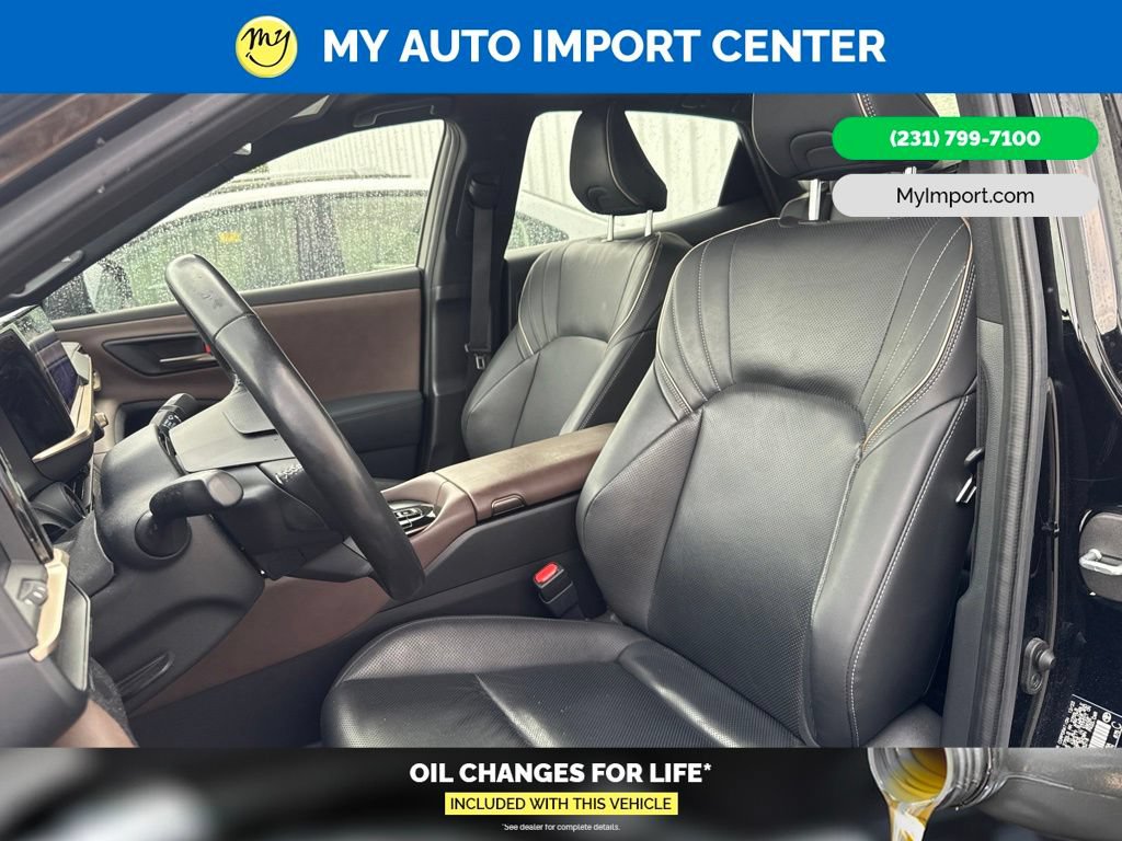 Used 2024 Toyota Crown w/ Advanced Technology Package AWD/4WD image 11