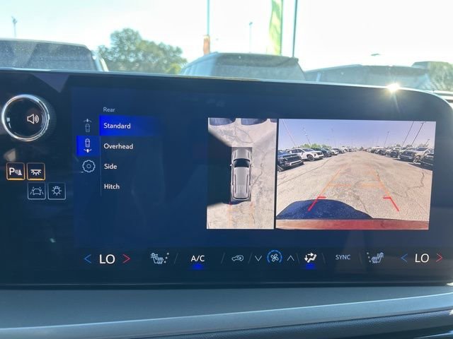 New 2026 Chevrolet Traverse LT w/ Enhanced Driving Package image 22