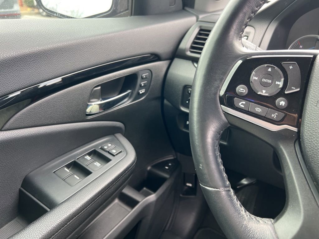 Used 2022 Honda Pilot Touring image 19
